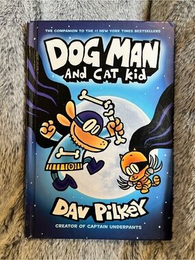 FREE WITH BUNDLE – Dog Man and Cat Kid Hardcover Book